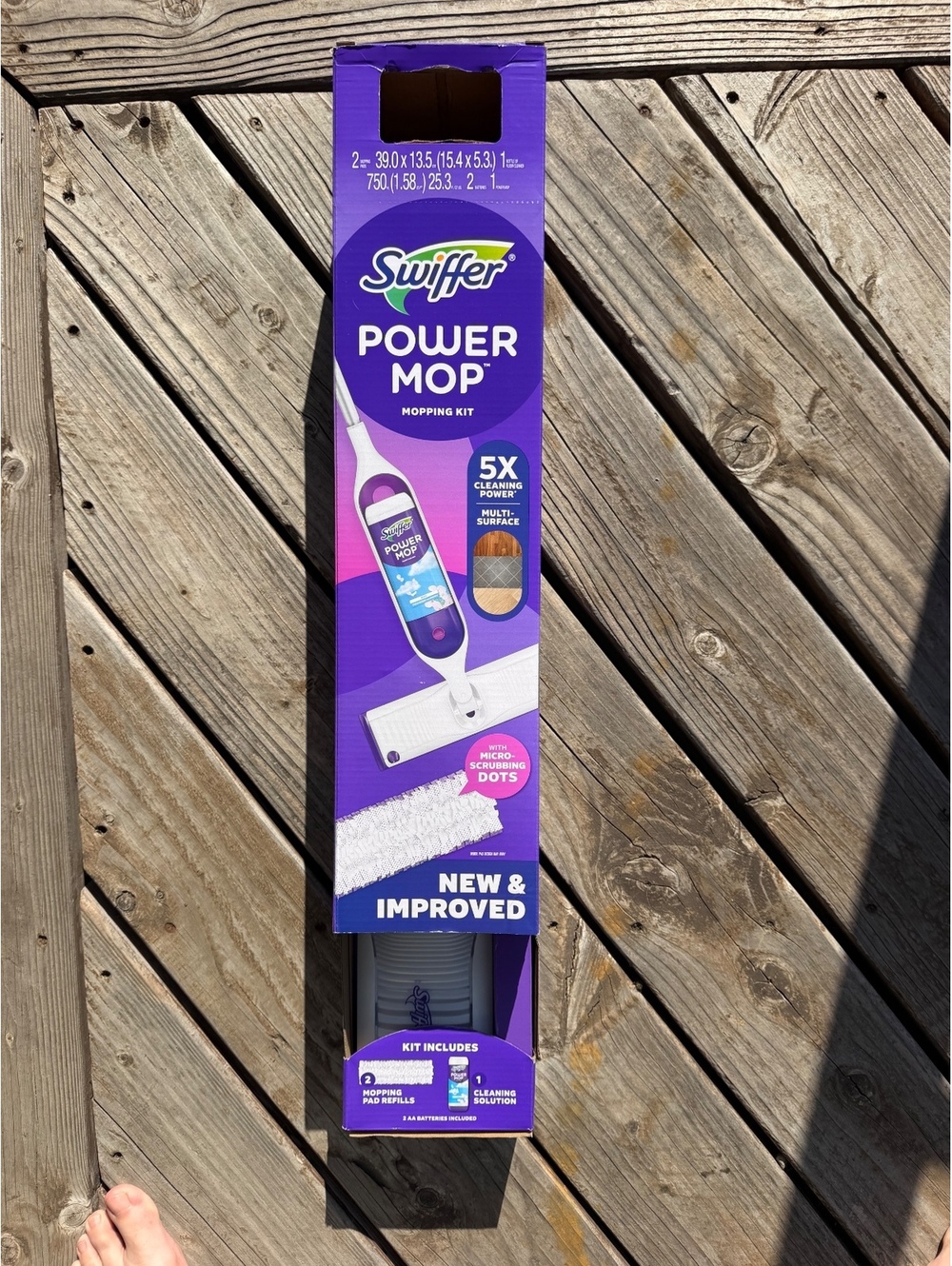Swiffer Power Mop Mopping Kit w/2 Mop Refills & Cleaning Solution New & Improved